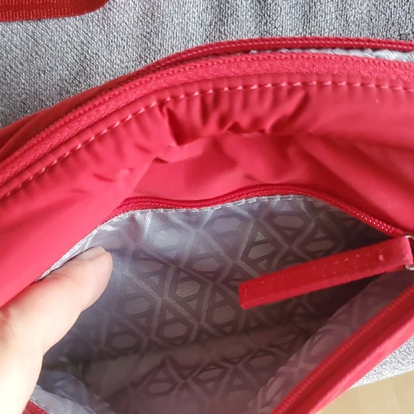 Athleta All About Croasbody Beltbag - Picture 6 of 11